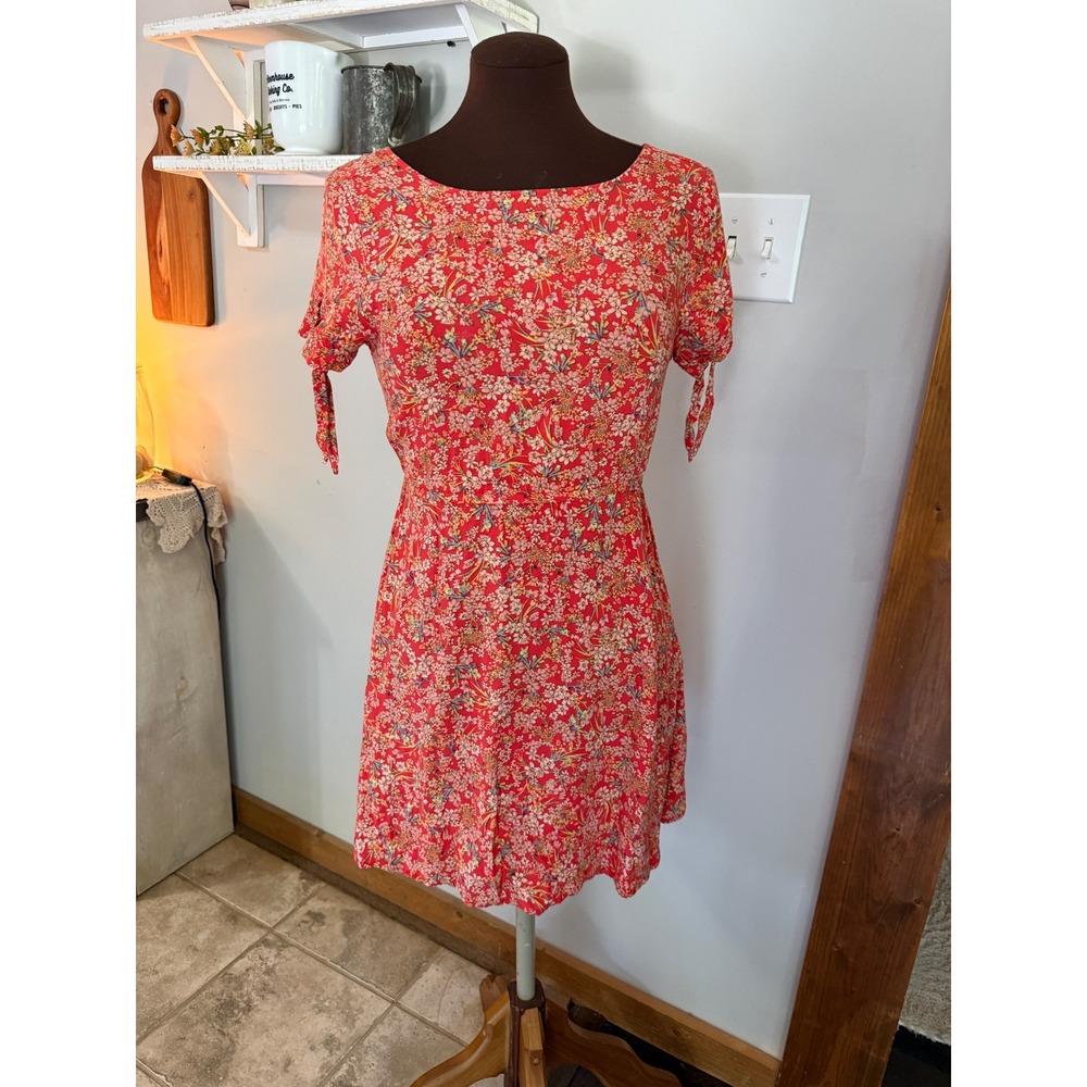ONeill Womens Red Floral Mini‎ Dress Short Sleeve Square Back Size Small skater